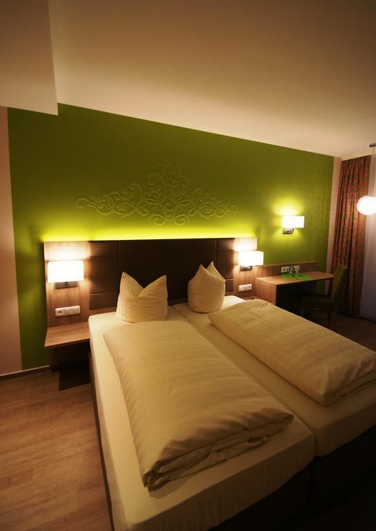 Landhotel Im Klostereck Strubel-Roos Flonheim Quarto foto